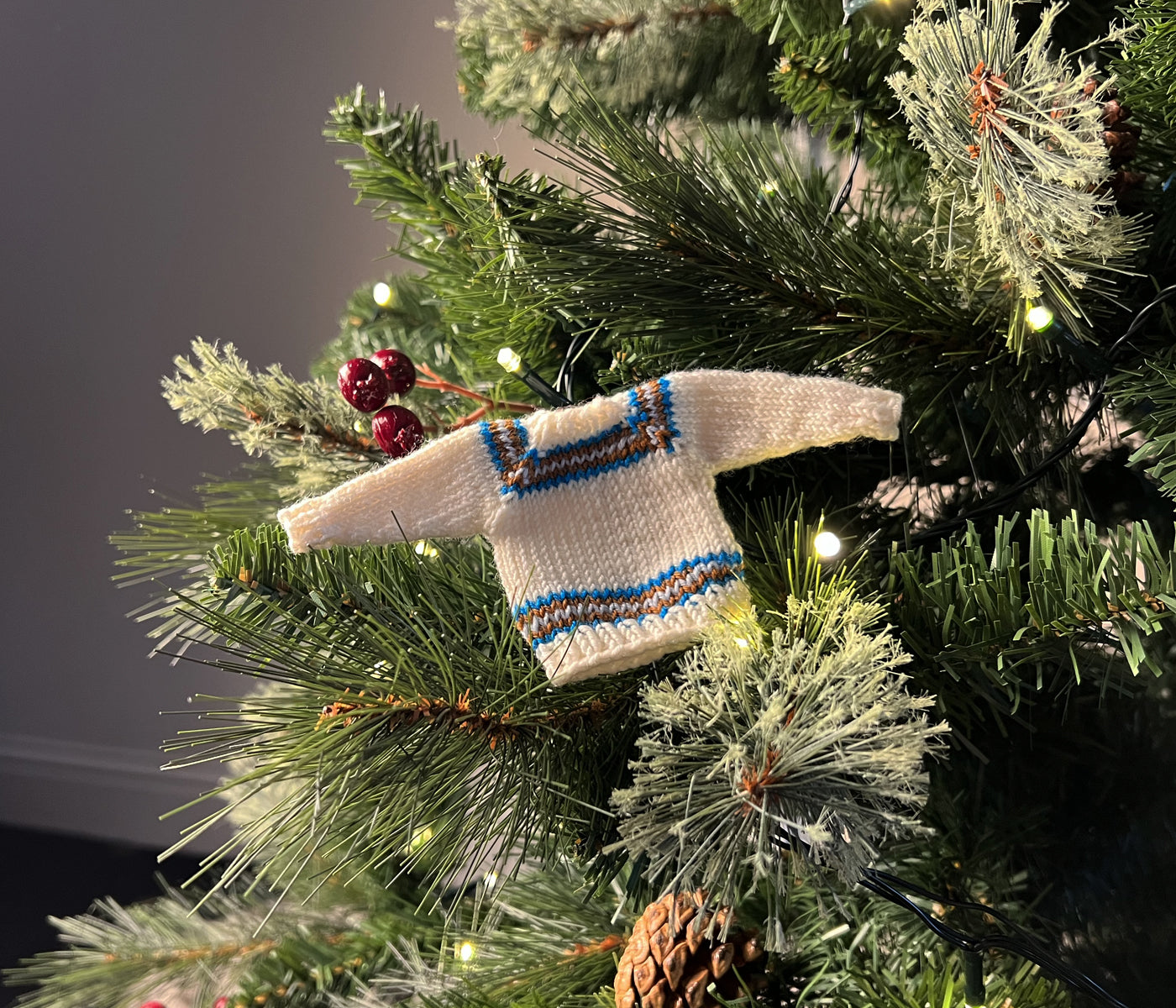 Little Christmas Jumper Set | Knitting Kit